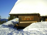 Hütte aussen Winter (8).jpg